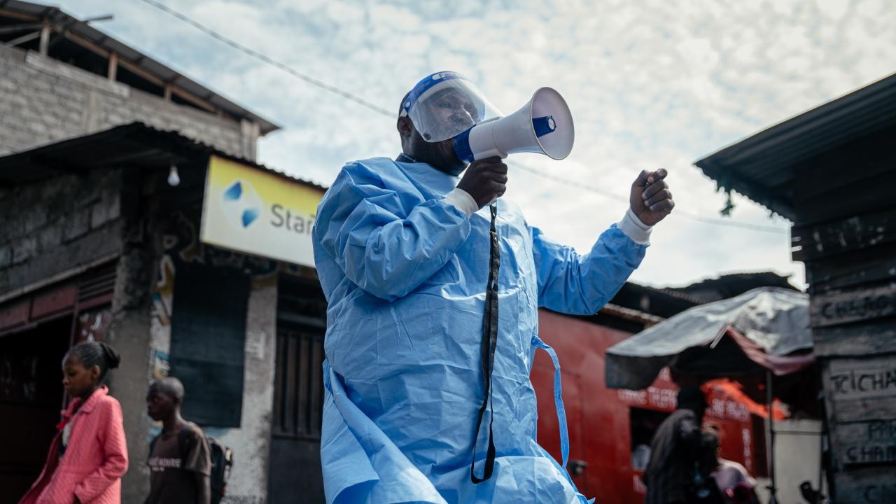 Vaka sayısı1000'i aştı! DSÖ'den Ebola uyarısı: Virüsü kontrol edemiyoruz