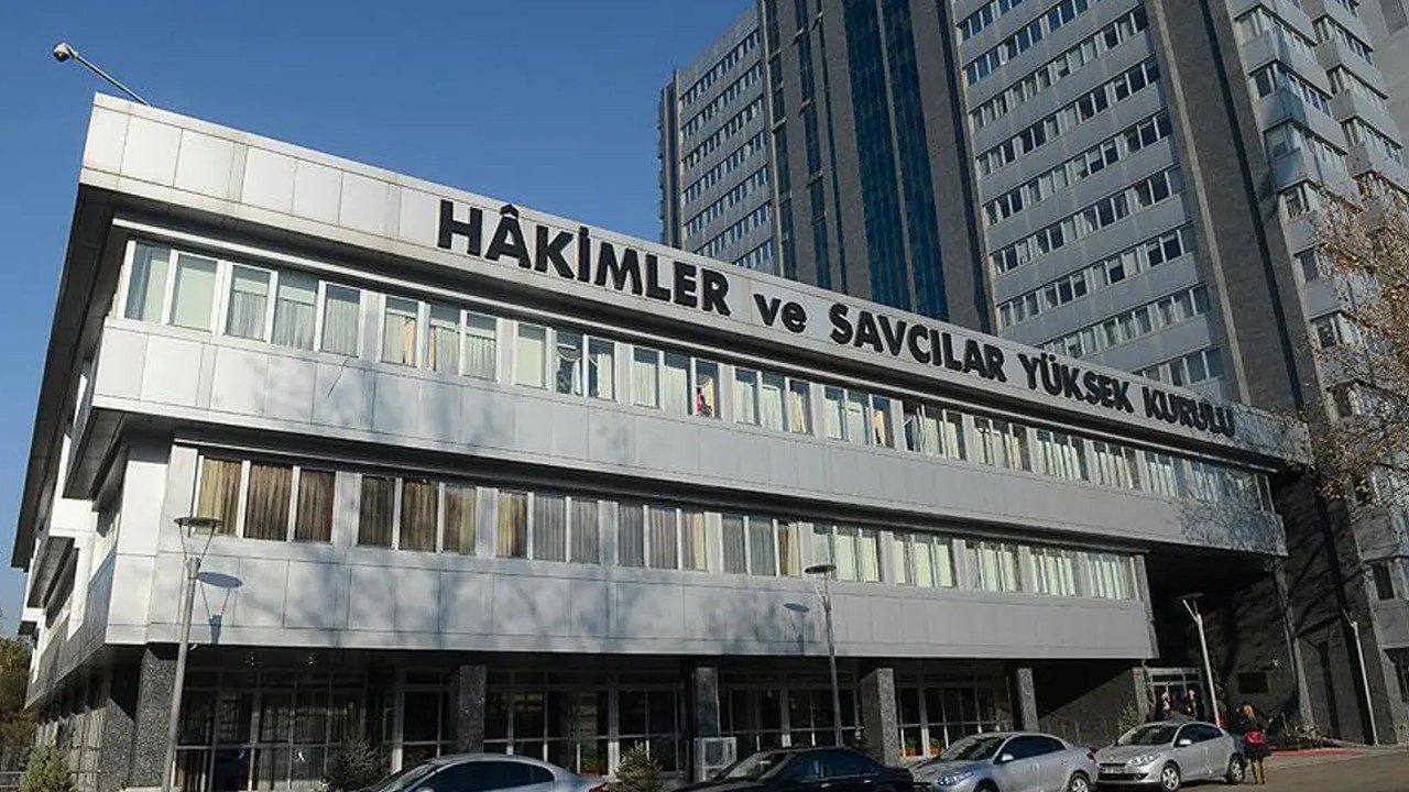 HSK kararnamesi Resmi Gazete'de: 14 hakim ve savcı adayının görev yeri belli oldu