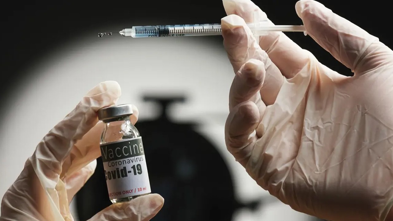 Yapay zeka aşı tasarladı, insanlarda ilk kez test edildi