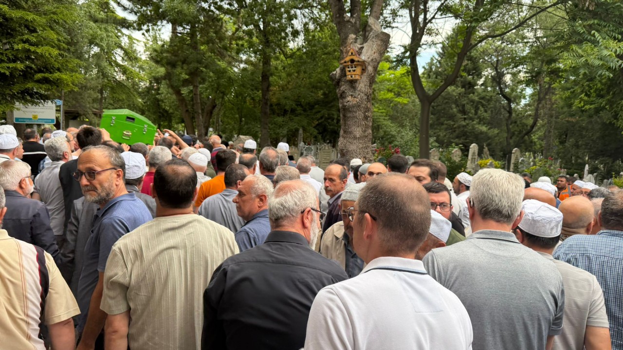 Kazım Selek Hoca son yolculuğuna uğurlandı