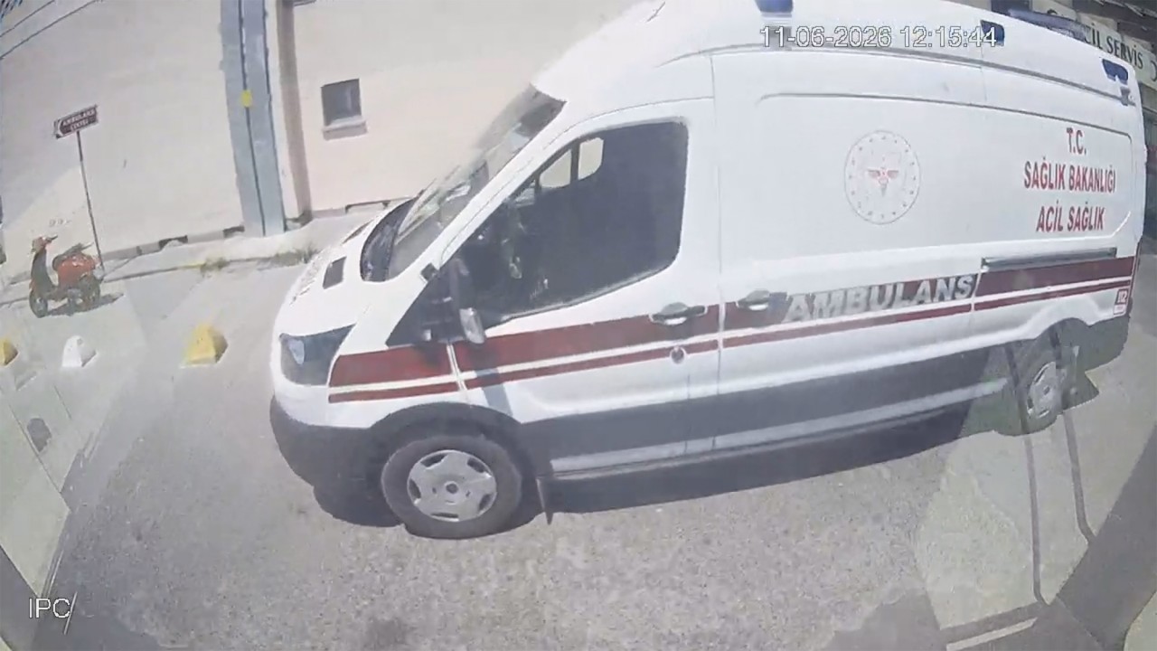Otobüste fenalaşan yolcusunu güzergahını değiştirip hastaneye yetiştirdi