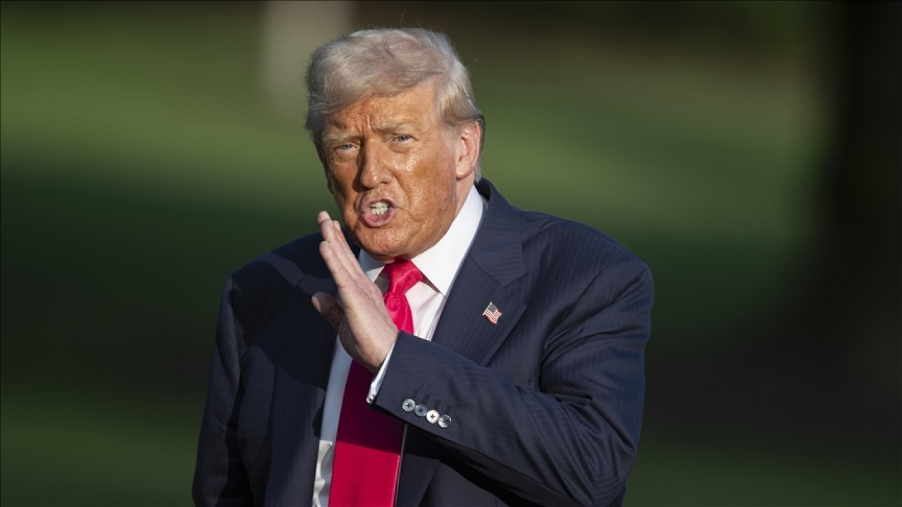ABD Başkanı Trump: Petrol yüklü gemiler Hürmüz'den geçmeye başladı