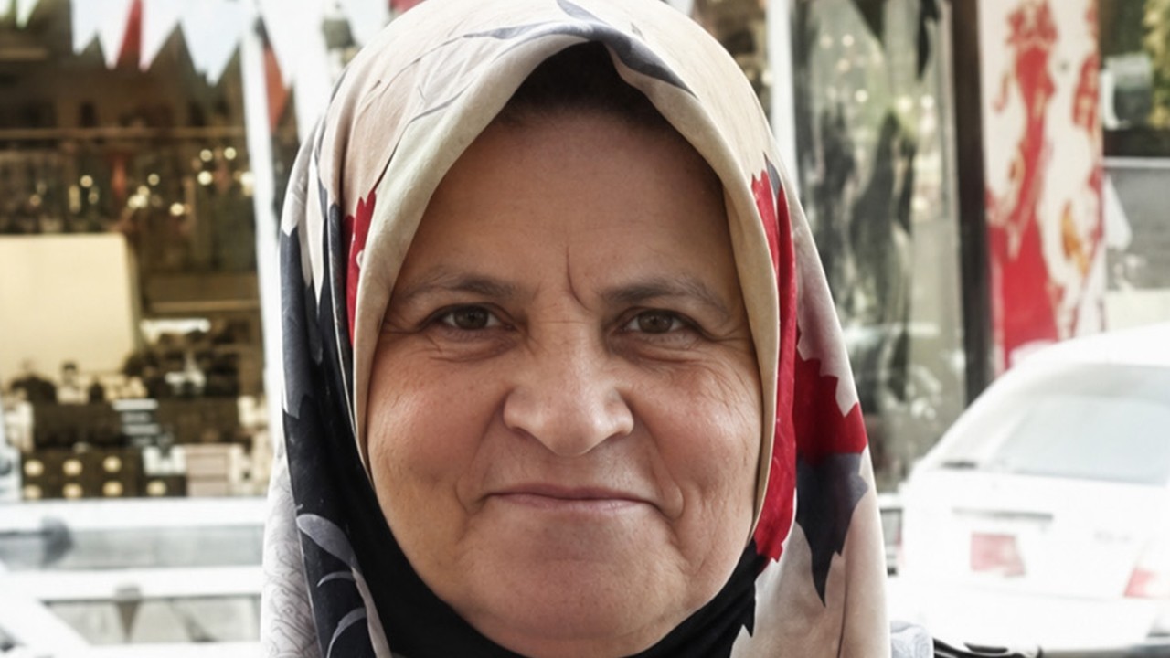 Yanan otların üzerine düşen kadın, 13 gün sonra yaşam savaşını yitirdi