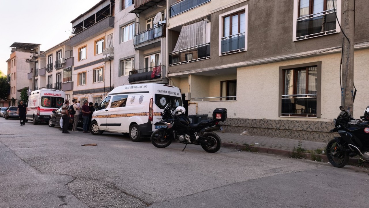 71 yaşındaki kadın evinde ölü bulundu