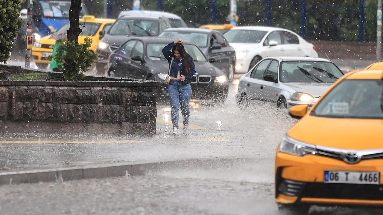 19 il için "sarı" uyarı: Kuvvetli yağışa dikkat