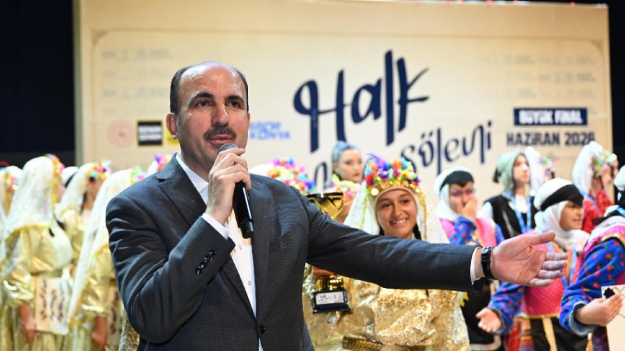 Başkan Altay: "5'incisini düzenlediğimiz halk oyunları şöleni artık şehrimiz için devasa bir kültür şölenidir"
