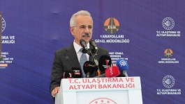 Bakan Uraloğlu: Artık dağlarda terör değil, huzur ve kalkınma kol geziyor