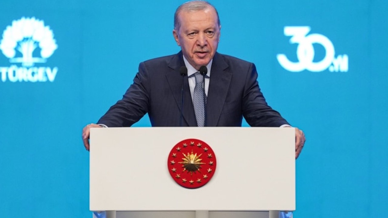Cumhurbaşkanı Erdoğan: LGBT gibi sapkınlıklar gençlere enjekte edilmeye çalışılıyor