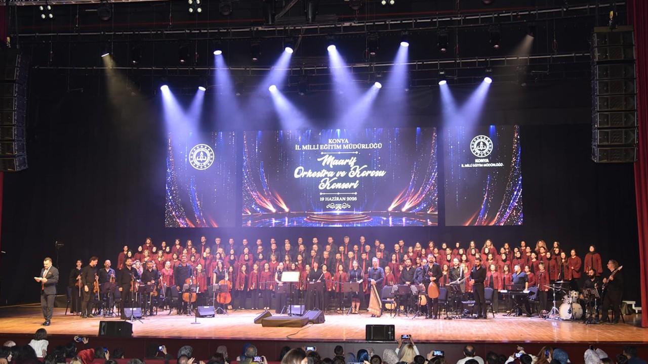 Konya Maarif Orkestra ve Korosu birinci yılını konserle kutladı