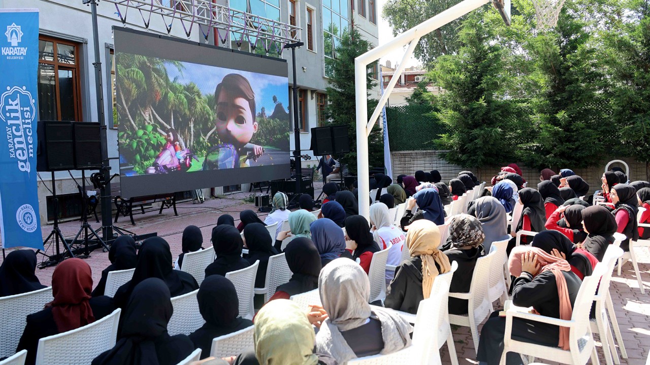Karatay’da “Bir Atık Çok Şey Değiştirir” projesinde ödül heyecanı