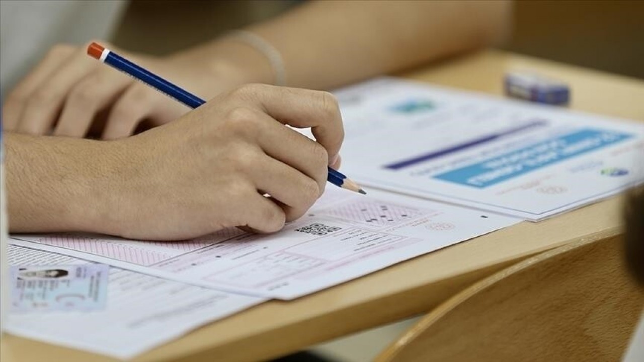 2026 YKS edebiyatta hatalı soru iddiası: Nermin mi? Neriman mı?