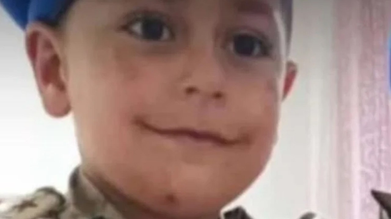 Oynadıkları silah ateş aldı! 9 yaşındaki ikizlerden biri hayatını kaybetti