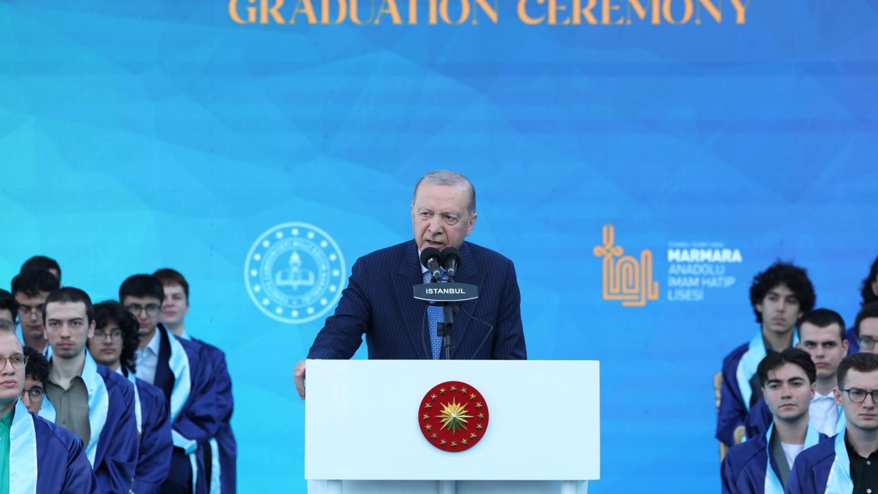 Cumhurbaşkanı Erdoğan, İTO Marmara Anadolu İmam Hatip Lisesi Mezuniyet Töreni'ne katıldı