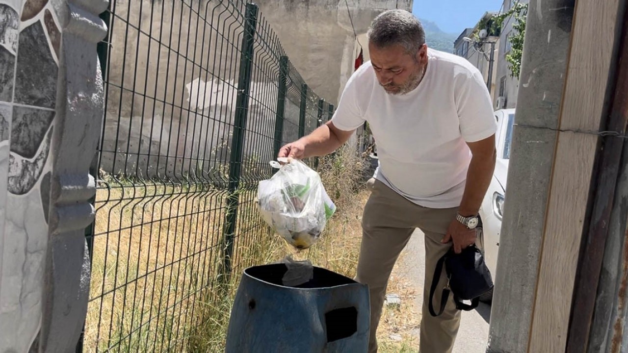 Ev almak için biriktirdiği 1 kilo altın çöpe gitti