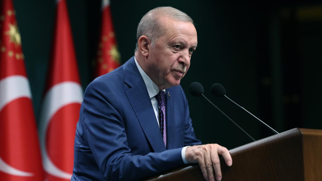Cumhurbaşkanı Erdoğan'dan vefat eden hattat Yusuf Tavaslı için başsağlığı mesajı