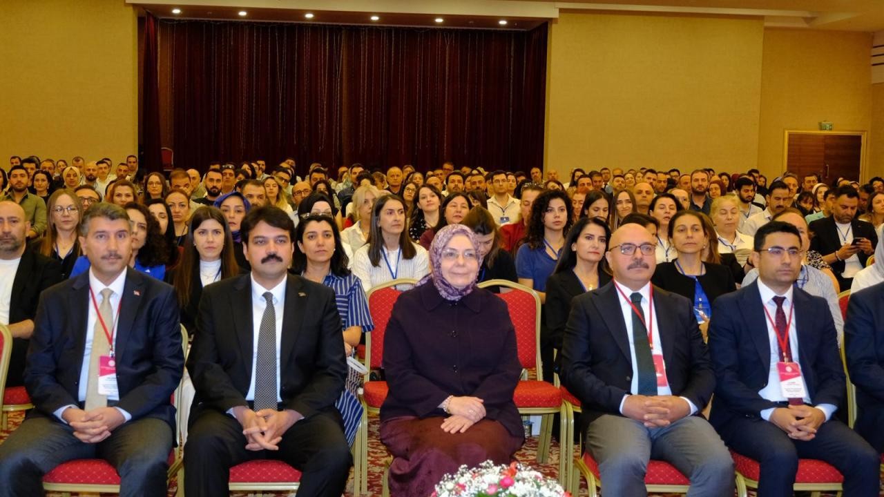 Yurt dışında görev yapacak öğretmenlerin eğitimleri başladı