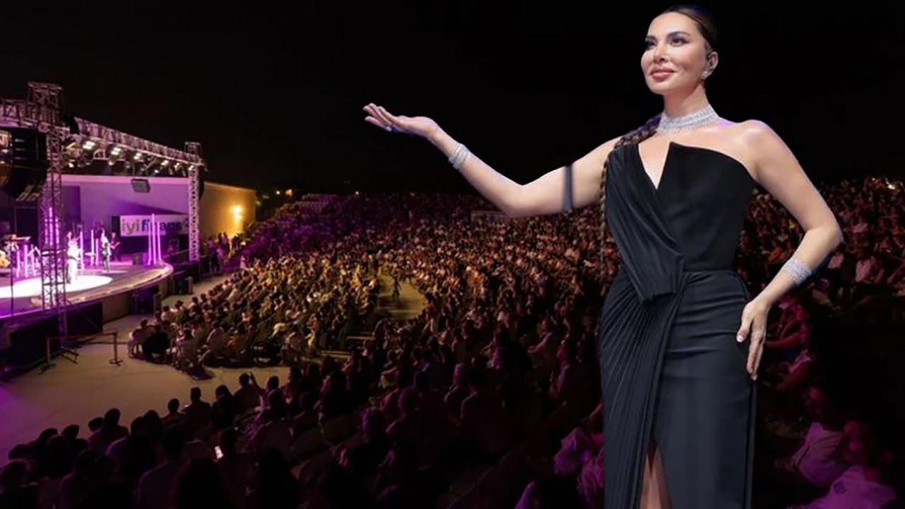 Ebru Yaşar senfoni orkestrasıyla sahnede