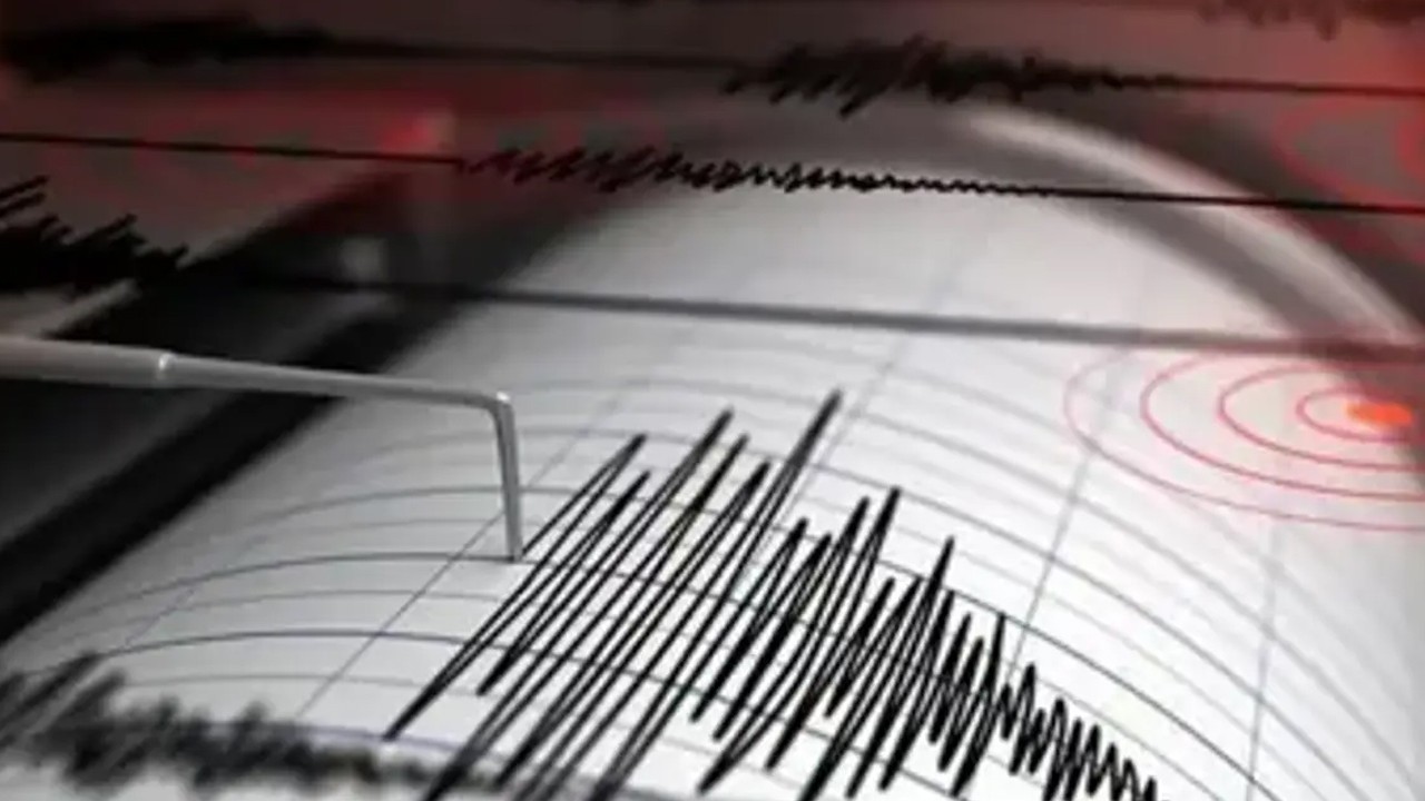 Akdeniz'de 5,3 büyüklüğünde deprem