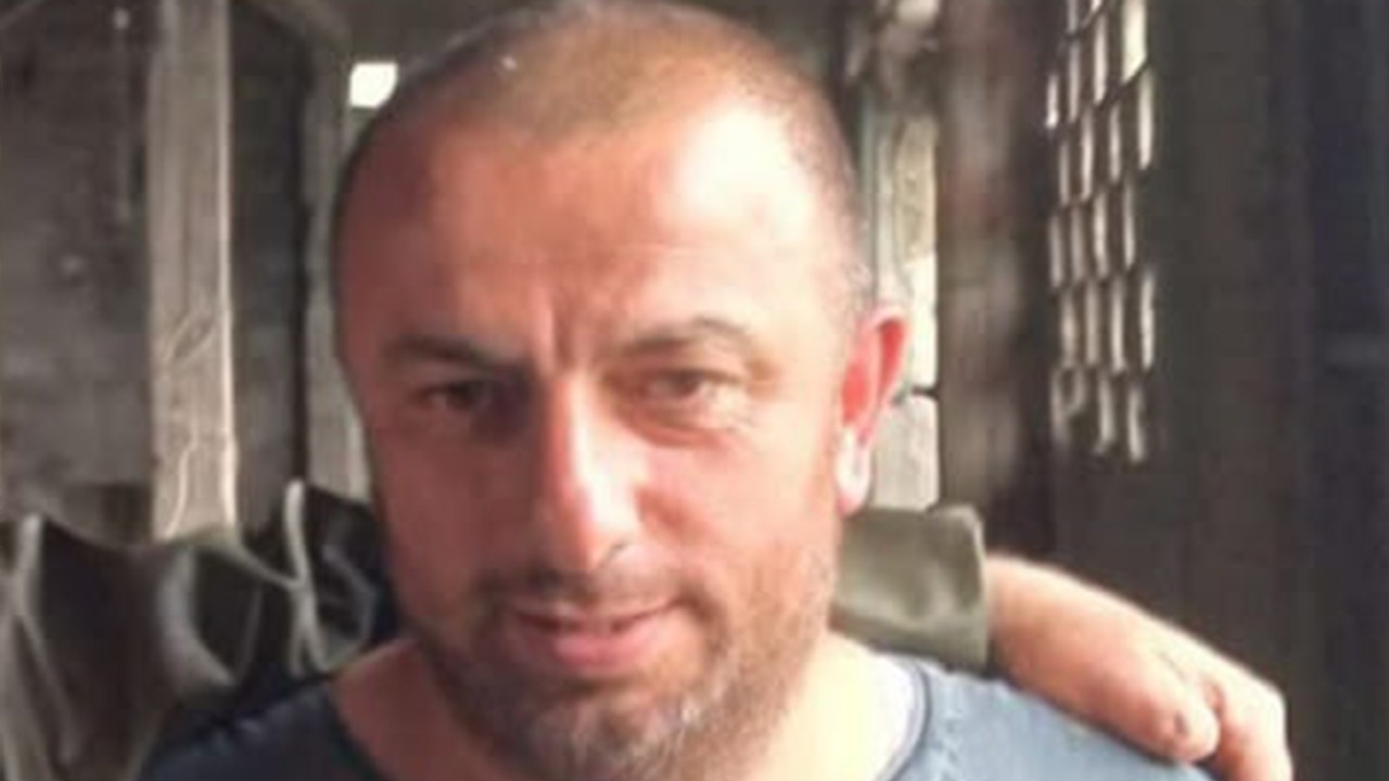 Budamaya çıktığı ağaçta akıma kapılıp öldü