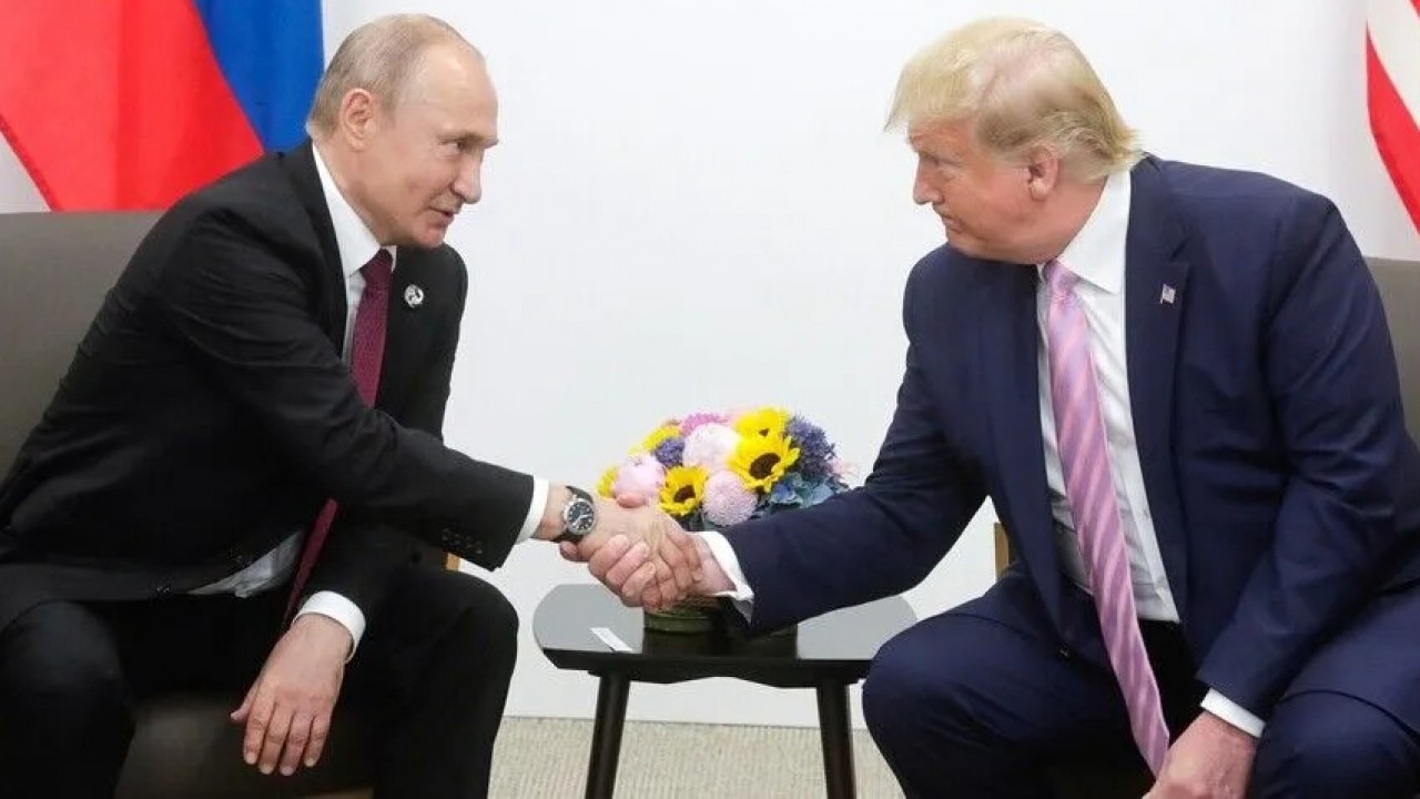Trump ile Putin arasında 90 dakikalık telefon görüşmesi
