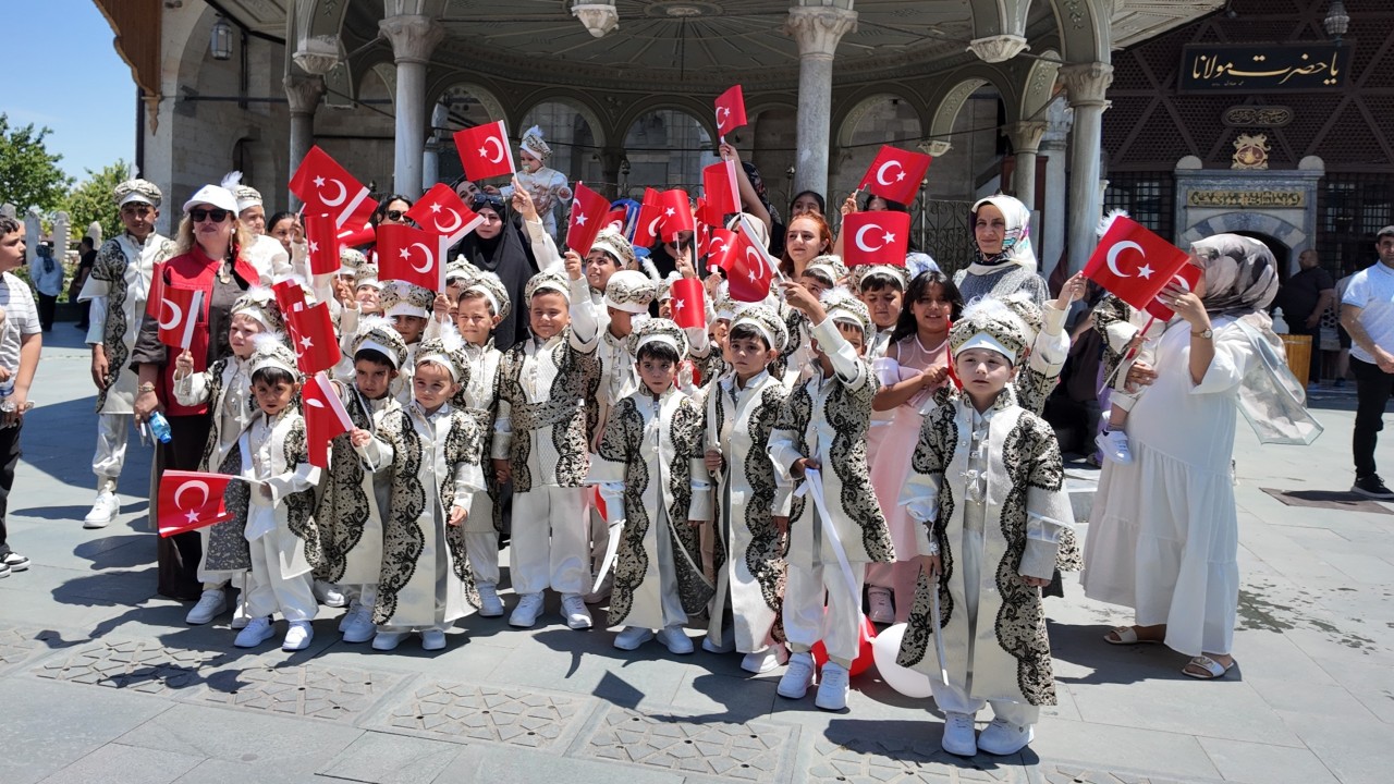 Konya'da toplu sünnet şöleni yapıldı