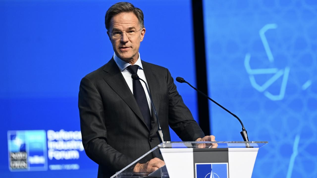 Rutte: 32 ülkenin varlıklarını bir araya getiriyoruz