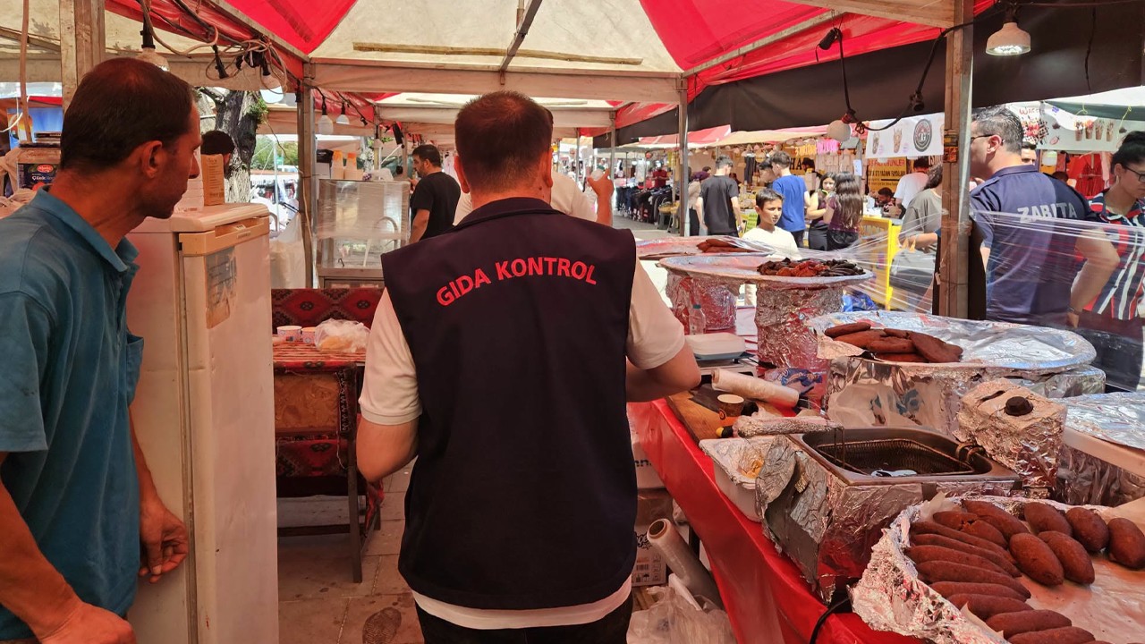 Akşehir’de festival alanındaki gıda işletmelerine sıkı denetim