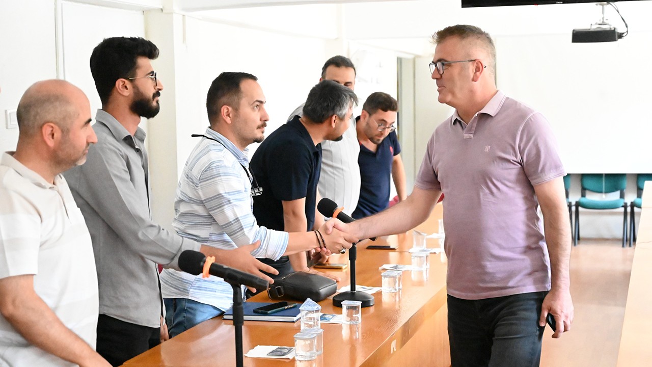 Başkan Ustaoğlu, inşaat mühendisleriyle bir araya geldi: Geleceğimizi birlikte şekillendireceğiz