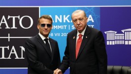 Cumhurbaşkanı Erdoğan, Macron ile görüştü