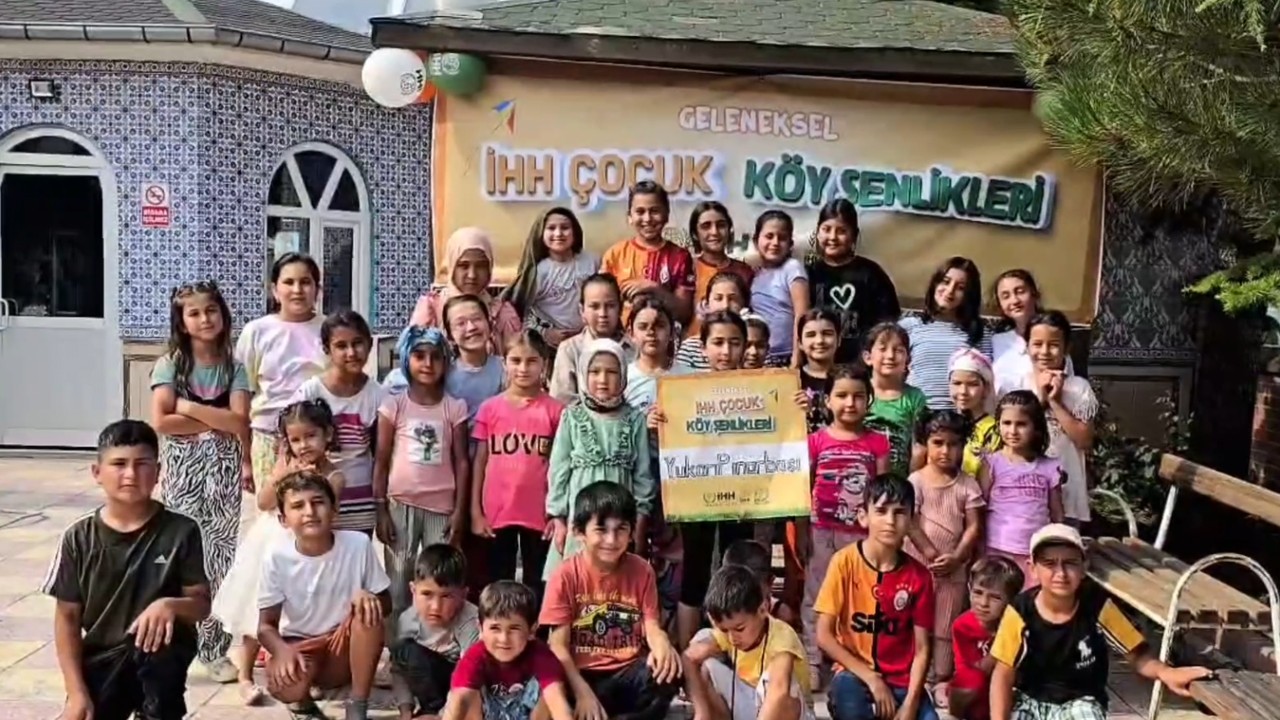 İHH Konya’dan çocuklara yaz boyunca köy şenliği