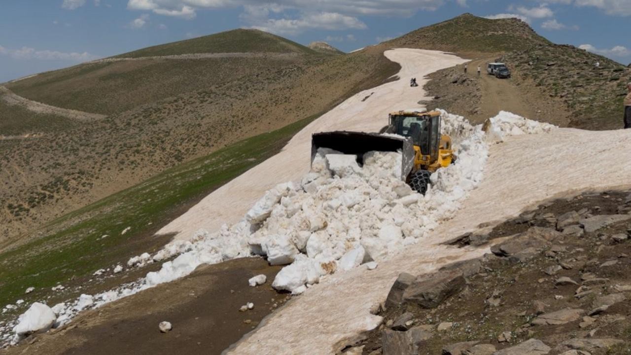 Temmuzda kar mesaisi sürüyor