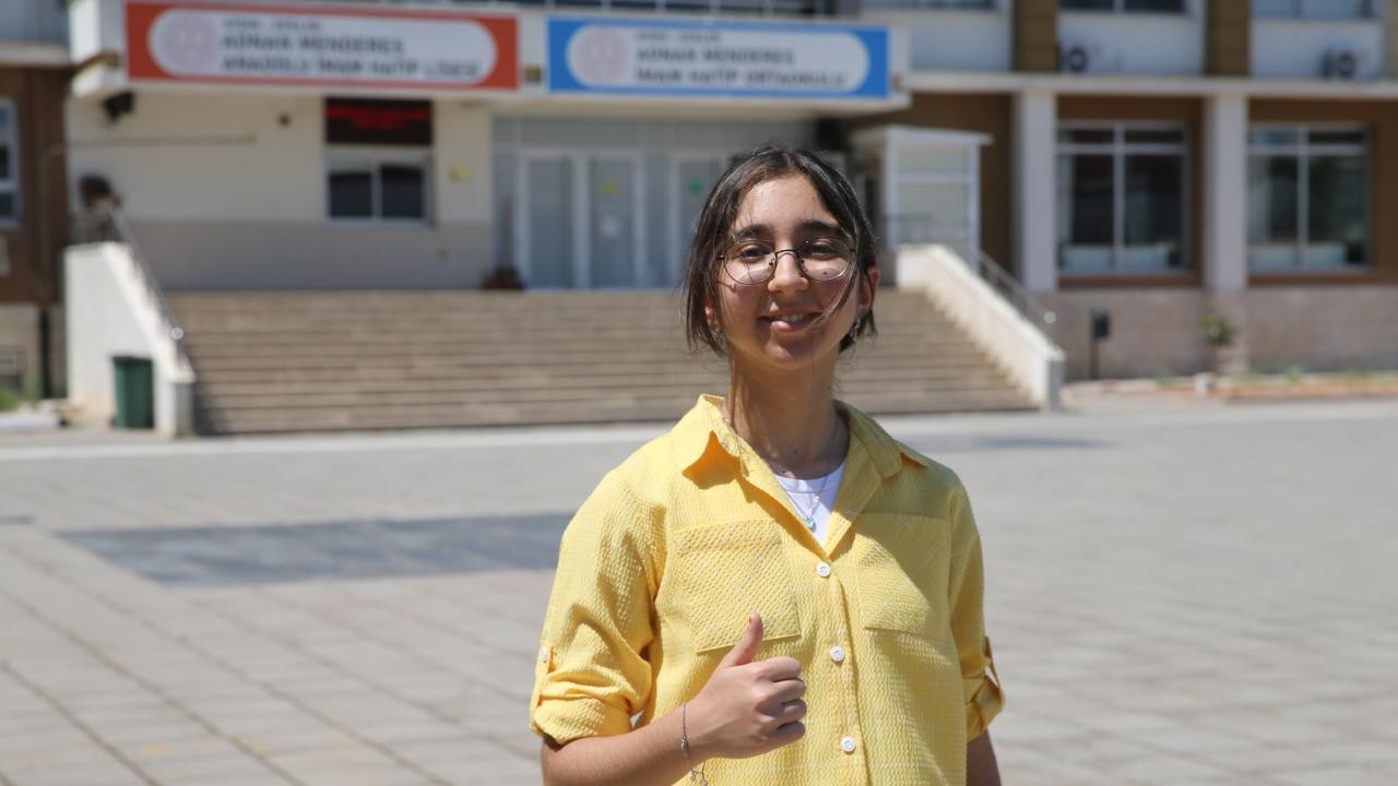 LGS'de 500 tam puan alan Sarıdayı, savcı olmayı hedefliyor