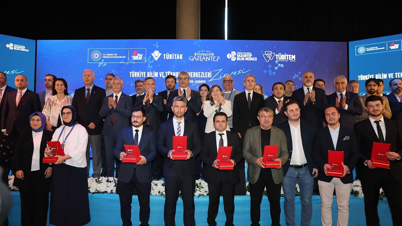 Konya Bilim Merkezi’ne “Bilim ve Toplum Çalışmalarını Dijitalde Yaygınlaştırma” ödülü