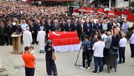 Şehit jandarma dualarla son yolculuğuna uğurlandı