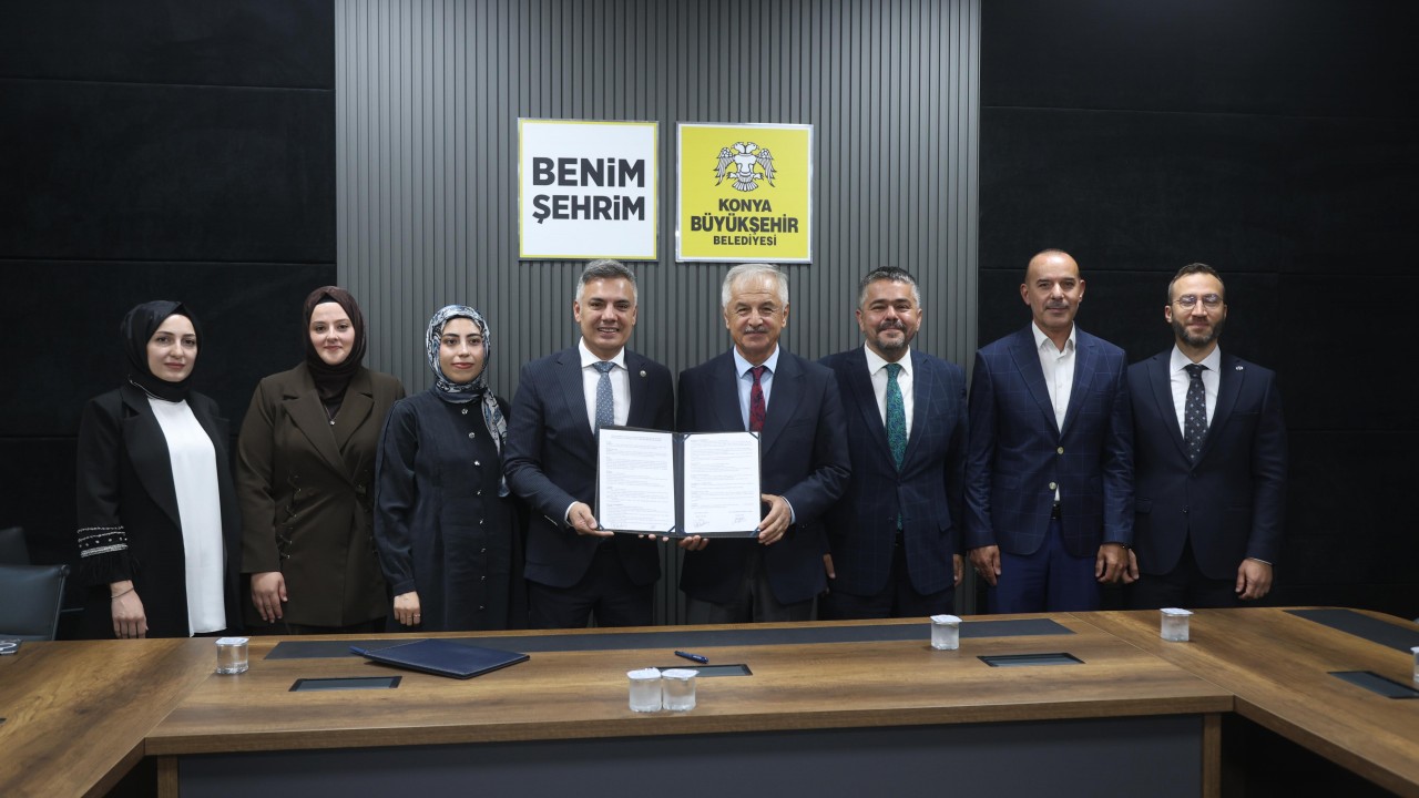 Konya Büyükşehir ile Konya Barosu arasında "Entegre Sosyal Destek ve Adli Yardım İş Birliği Protokolü" imzalandı
