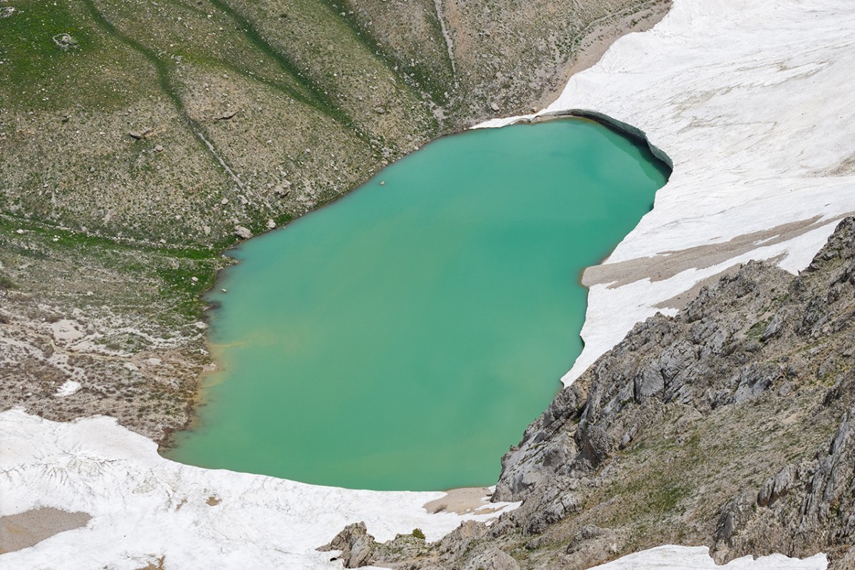 Tunceli’de 2 bin metrede kartpostallık manzara! Mercan Buzul Gölleri büyülüyor