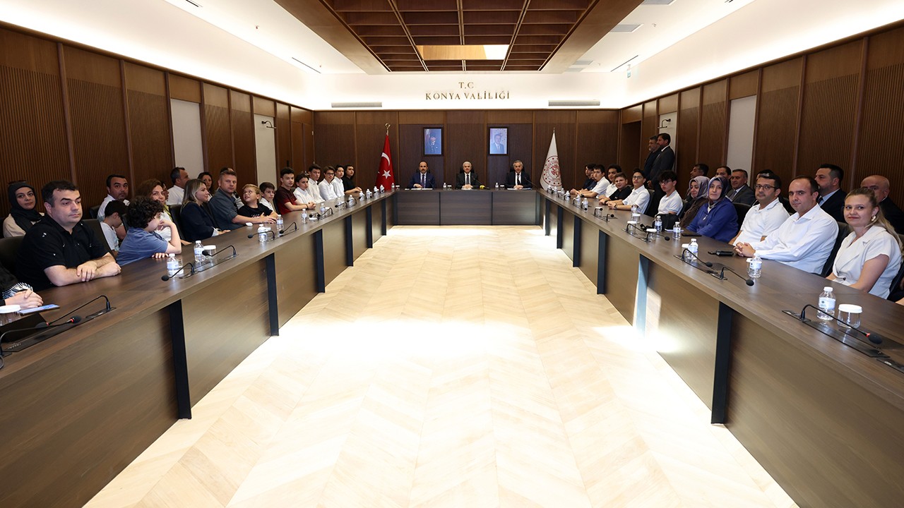 LGS birincileri protokolle buluştu! Konya’yı gururlandırdılar