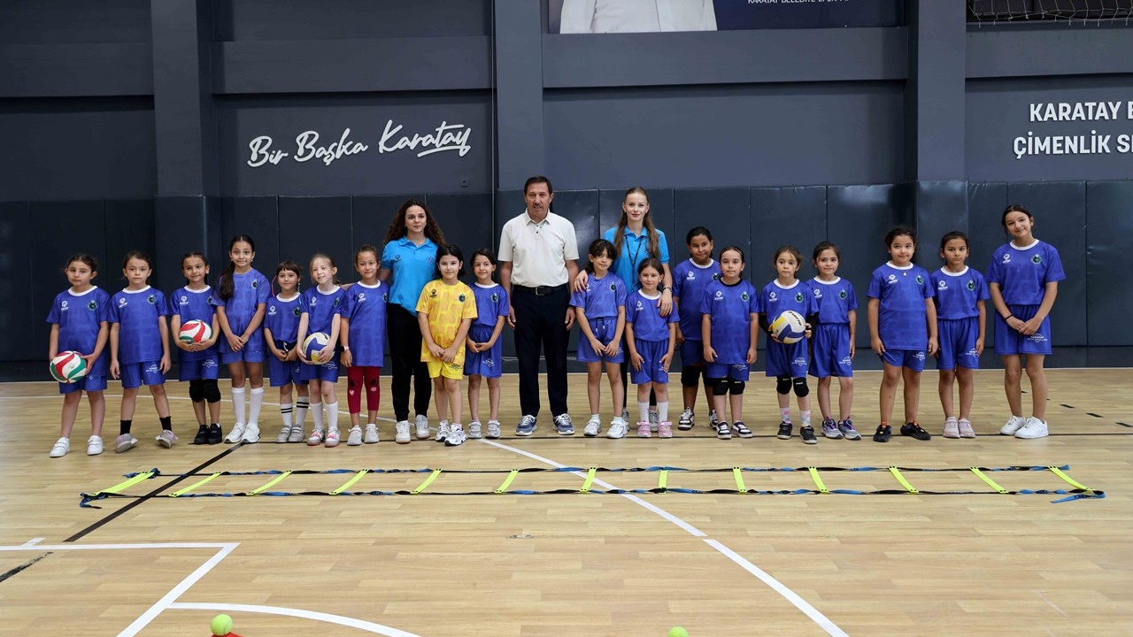 Başkan Kılca, Karatay Yaz Spor Okulları'nda öğrencilerle buluştu