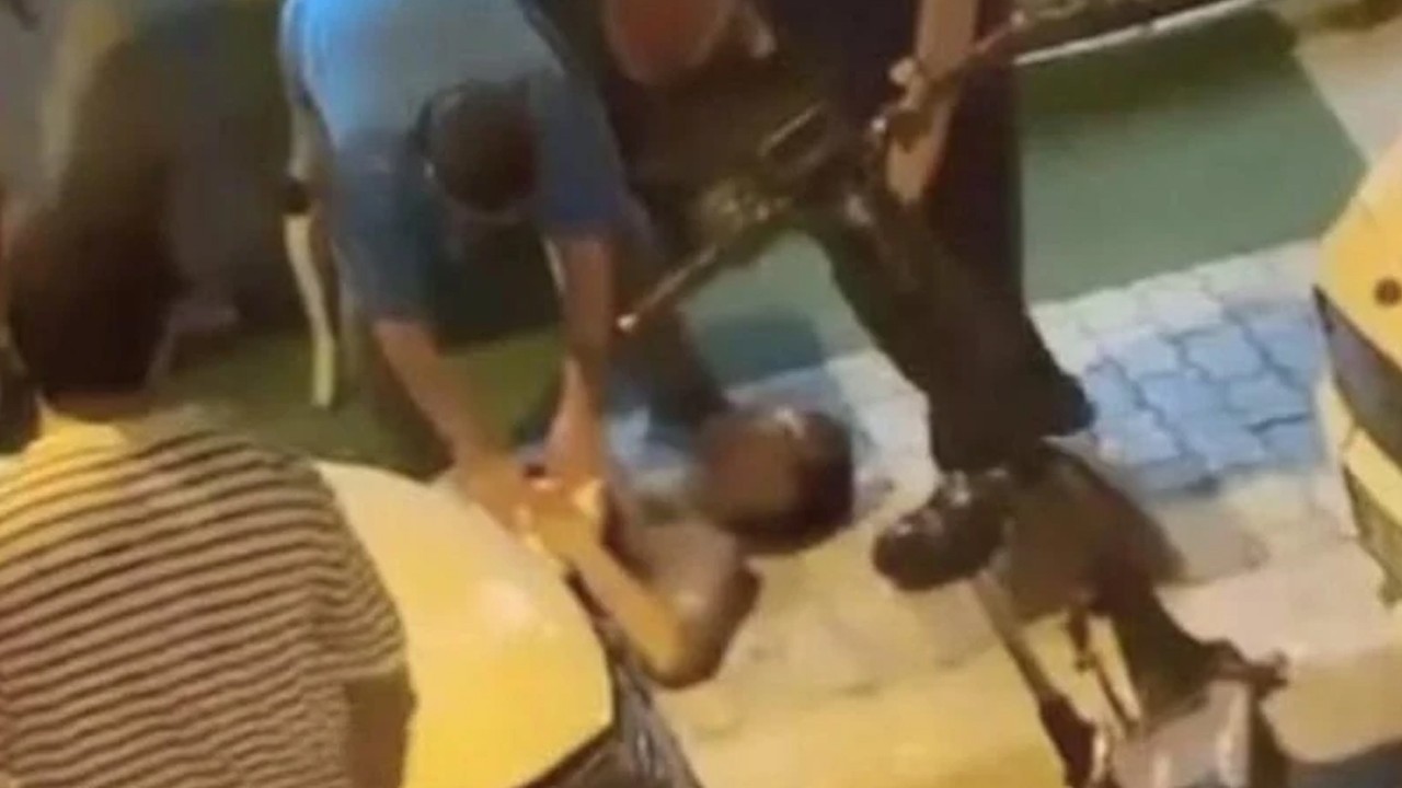 Hamile eşine tatlı alırken bıçaklandı! Eşi stresten doğurdu