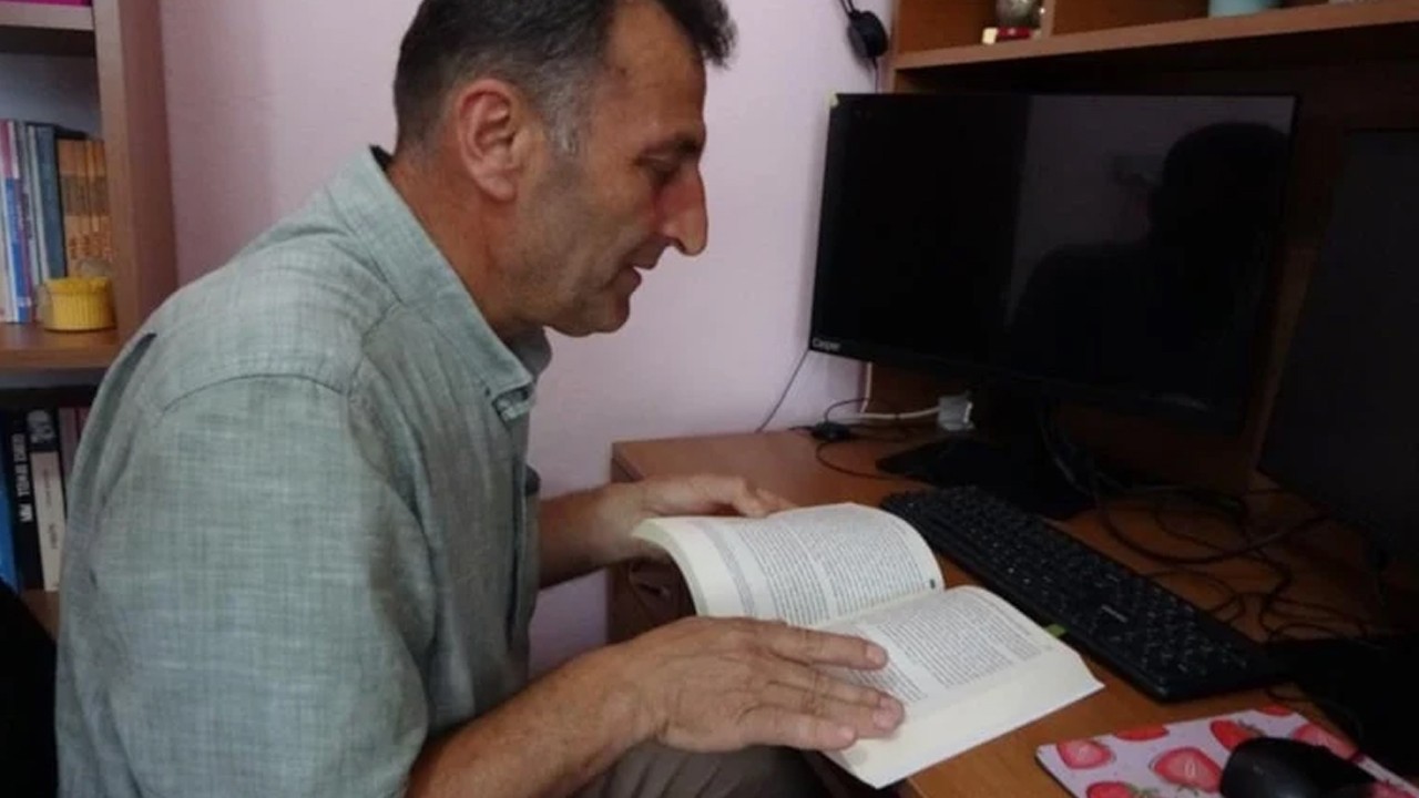 Torunu için 46 yıl sonra sınava girdi, aileye birincilik geldi