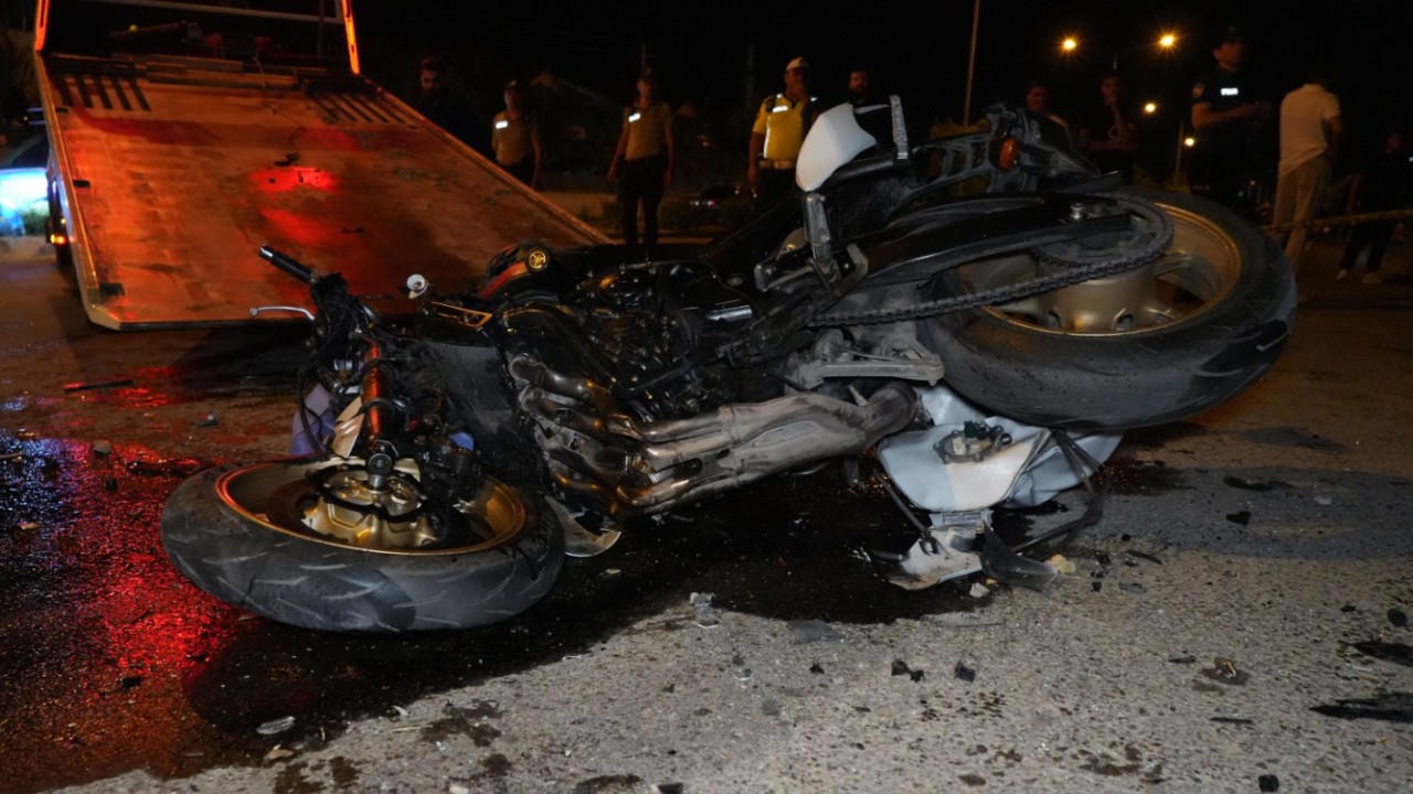 Motosiklet ile otomobil çarpıştı: Uzman çavuş hayatını kaybetti