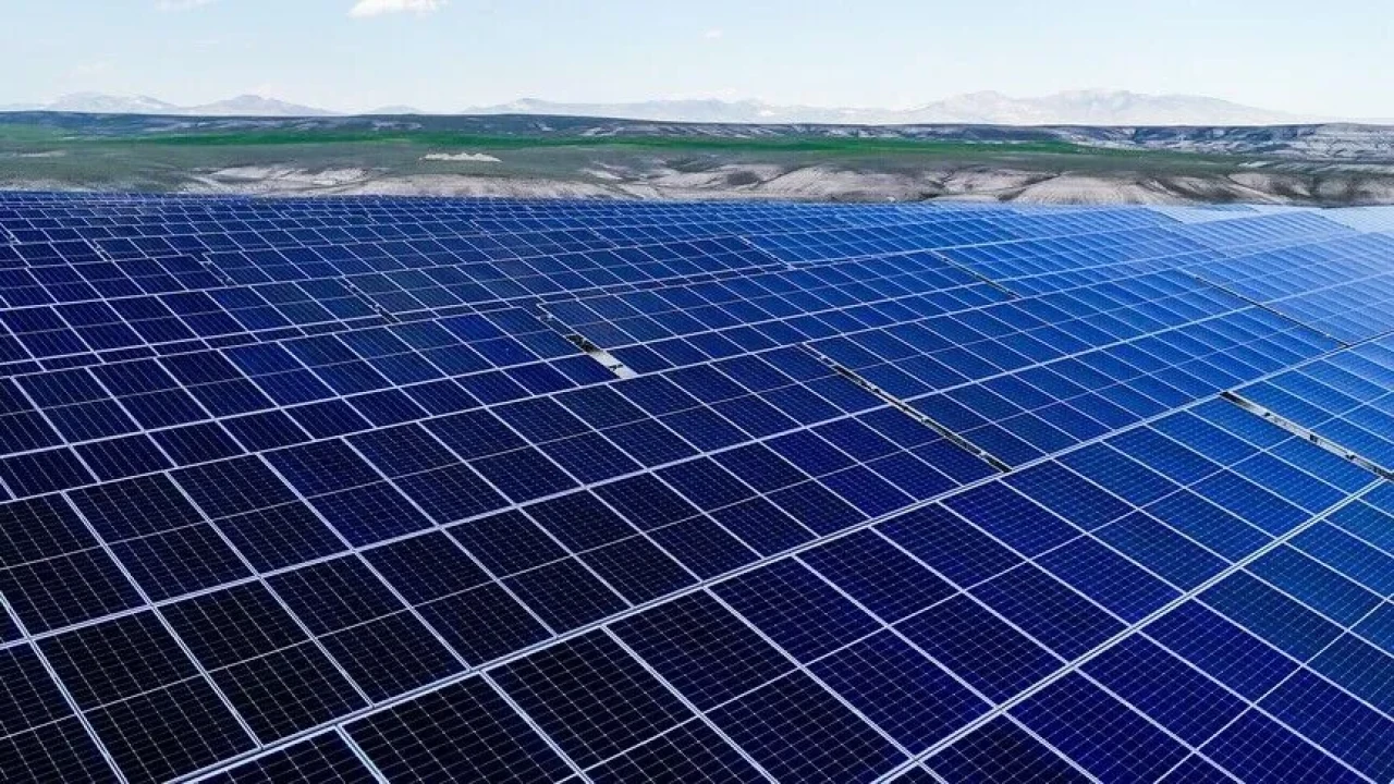 Güneşten elektrik üretimi haziranda 4,99 milyar kilovatsaatle tüm zamanların rekorunu kırdı