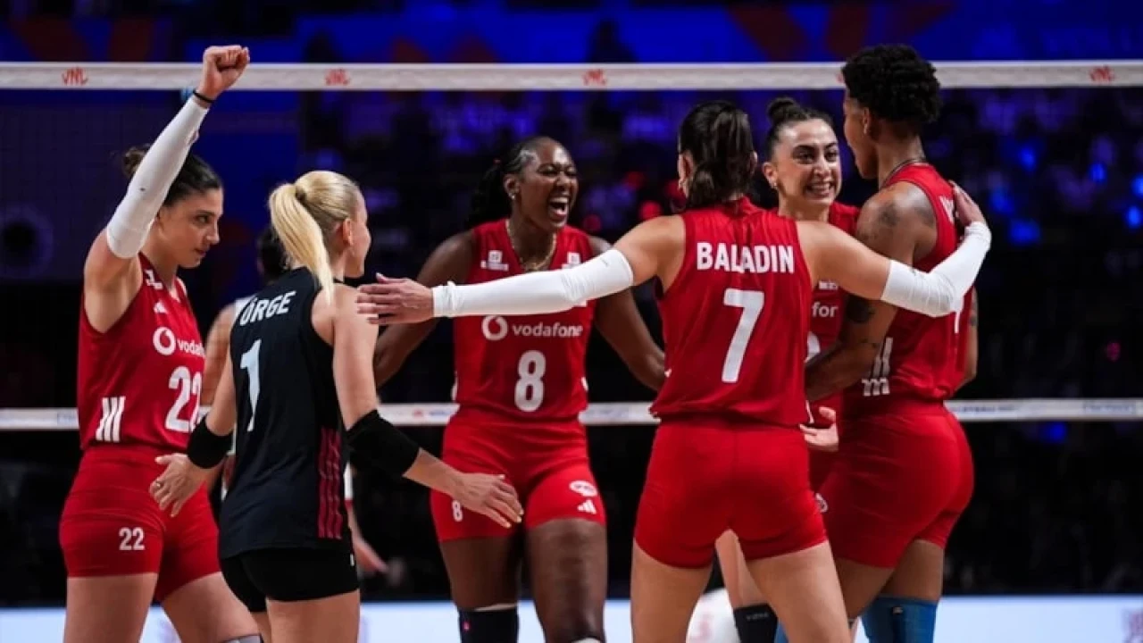 Çin'e set vermedik! A Milli Kadın Voleybol Takımı, Milletler Ligi'nde finalde
