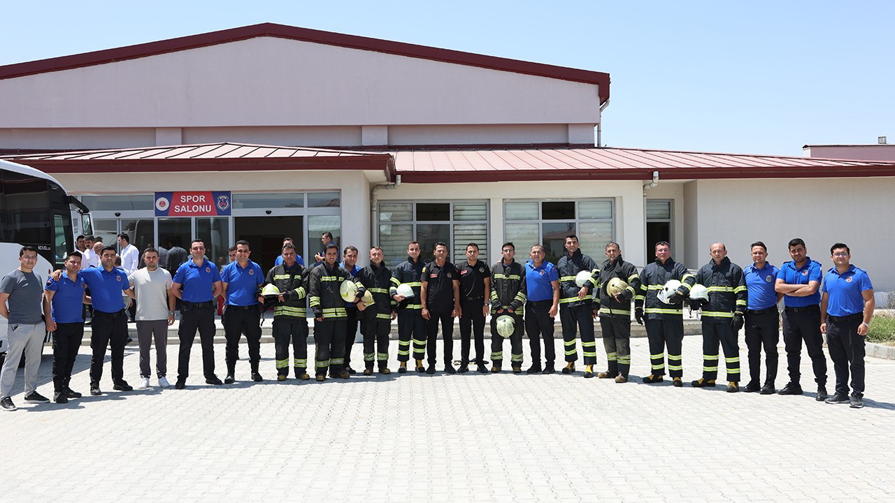 Konya İtfaiyesi Ereğli T Tipi Ceza İnfaz Kurumu personeline yangına müdahale eğitimi verdi