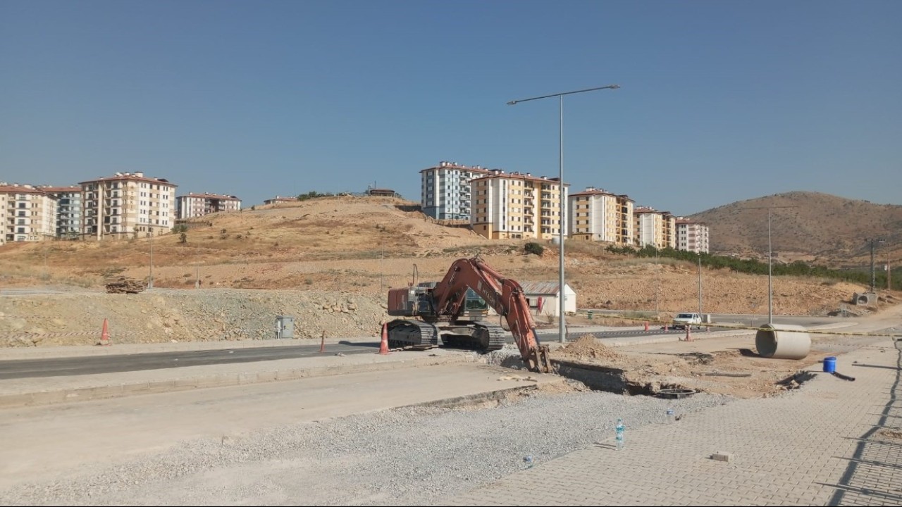 Yol çalışmaları sırasında göçük: 2 işçi hayatını kaybetti
