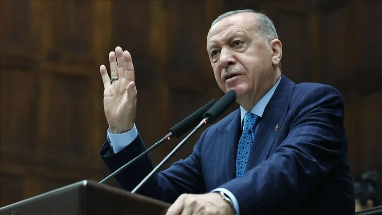 Cumhurbaşkanı Erdoğan: Gençlerimizin en iyi şekilde yetişmesi için tüm gücümüzle çalışıyoruz