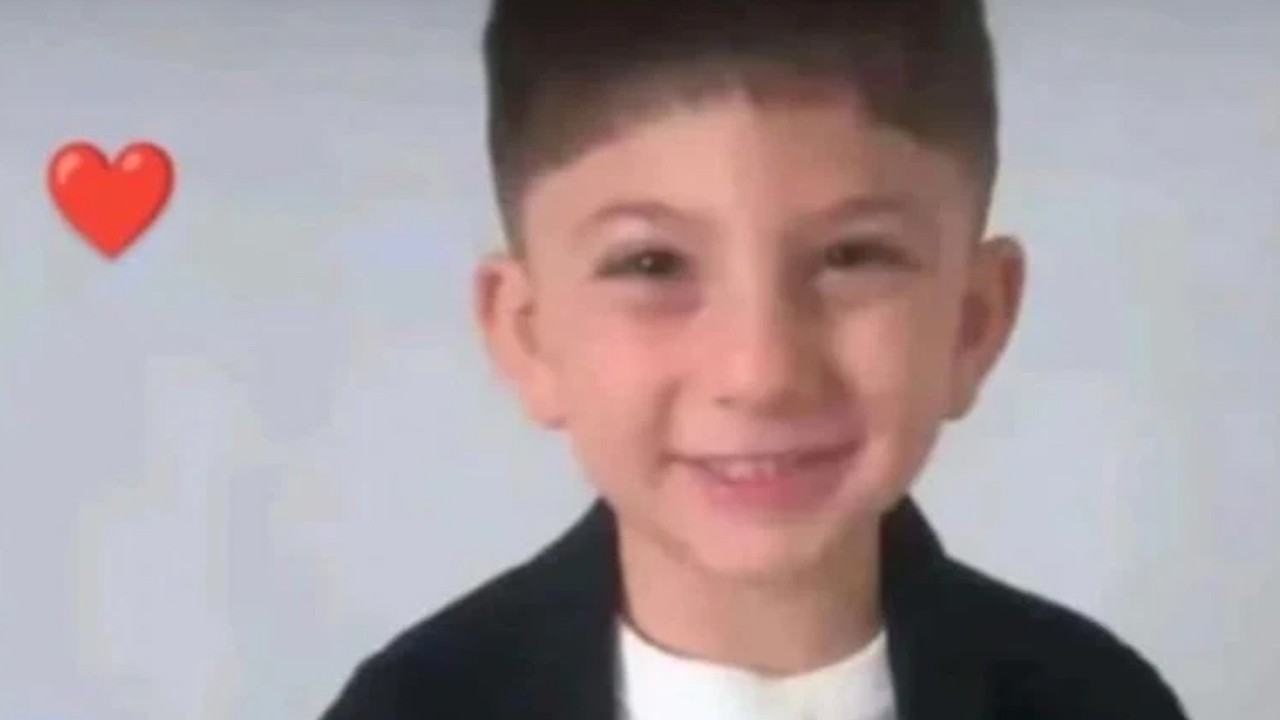 Otomobilde uyuyakalan 4 yaşındaki çocuk hayatını kaybetti