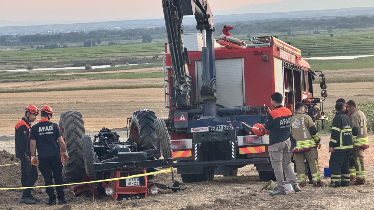 Traktörün altında kalan çift hayatını kaybetti