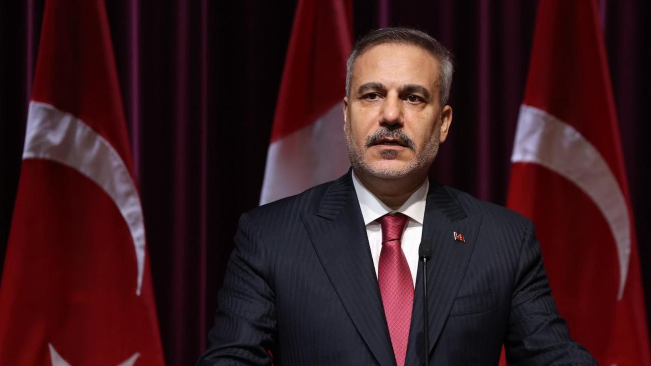 Bakan Fidan, İngiliz mevkidaşı Miliband ile görüştü