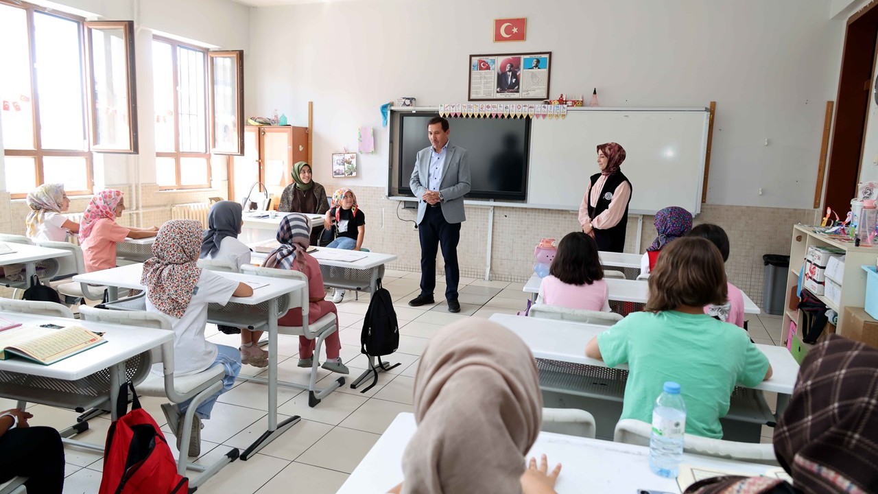 Başkan Kılca, yaz okullarında öğrencilerle buluştu